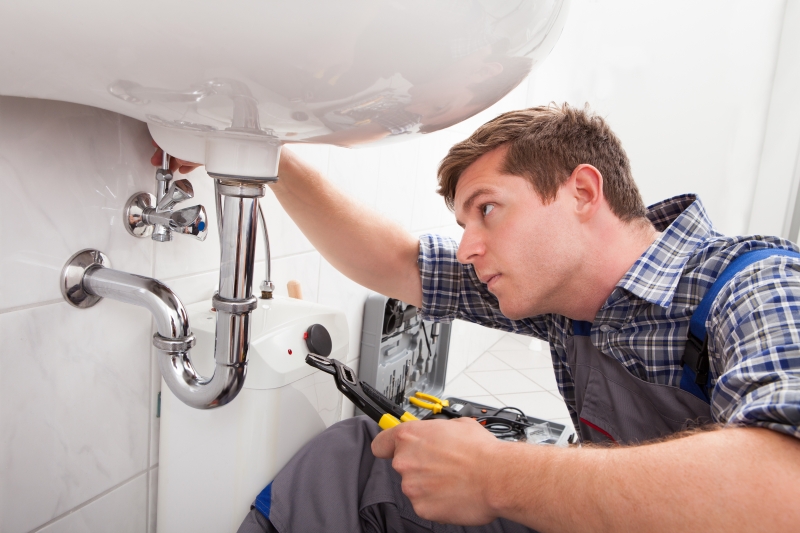 24/7 emergency plumber in Golders Green